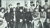 Гашек среди работников политотдела 5 армии Восточного фронта. Иркутск, 1920